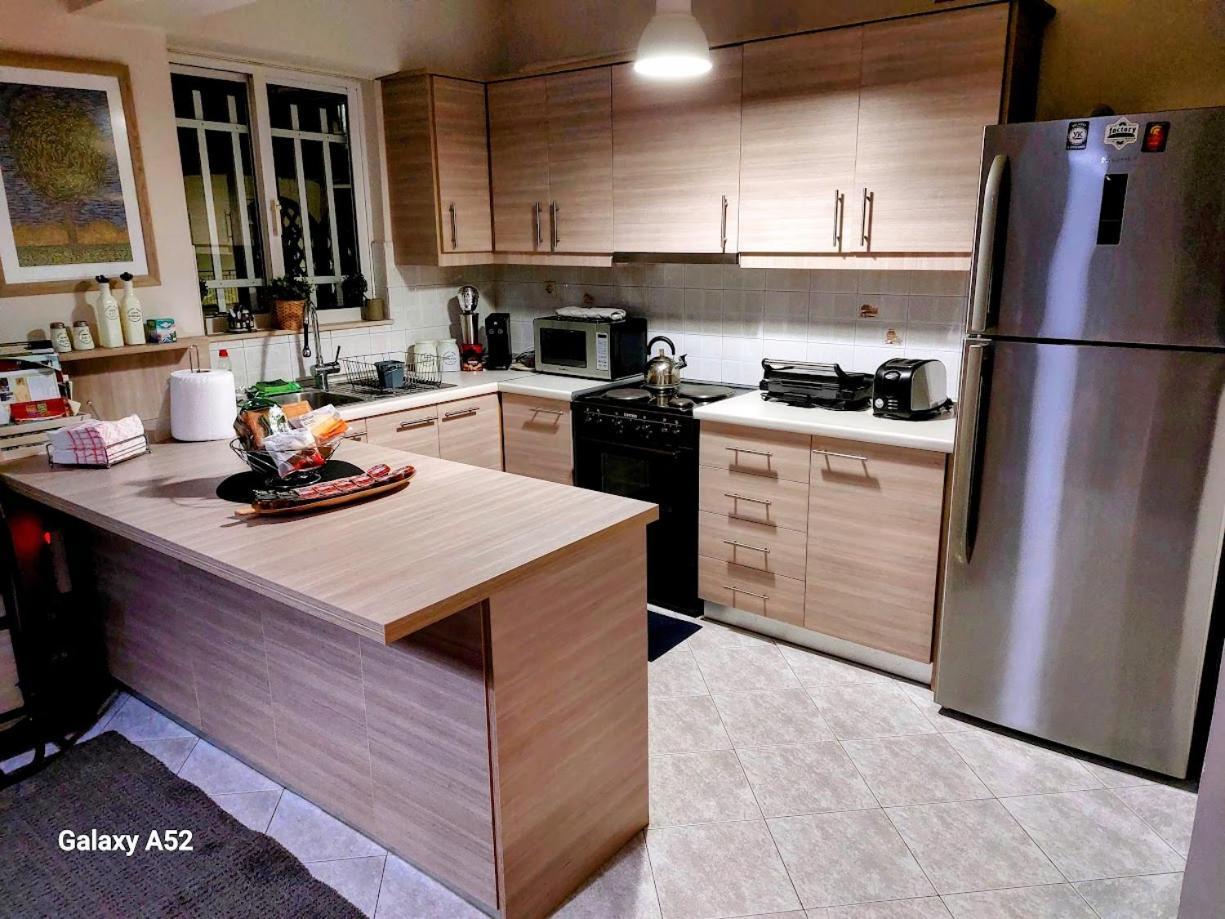 Jimmy'S Beautiful Sparta Home Bagian luar foto